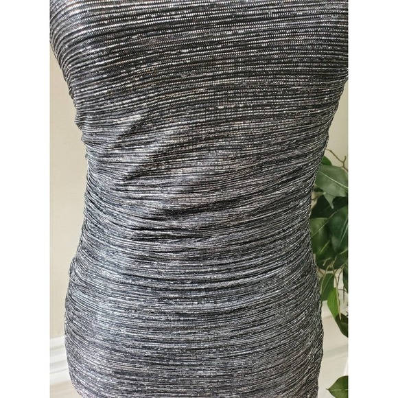Express Women's Gray Polyester Off The Shoulder Knee Length Dress Size Small - Picture 3 of 11